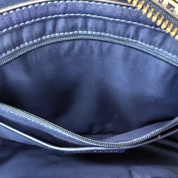 NWT Tory Burch Navy Parker Geo T Small Tote - Picture 14 of 15